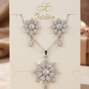 Premium Gold-Plated Flower Locket Set – Fine Micro Zircon Detailing